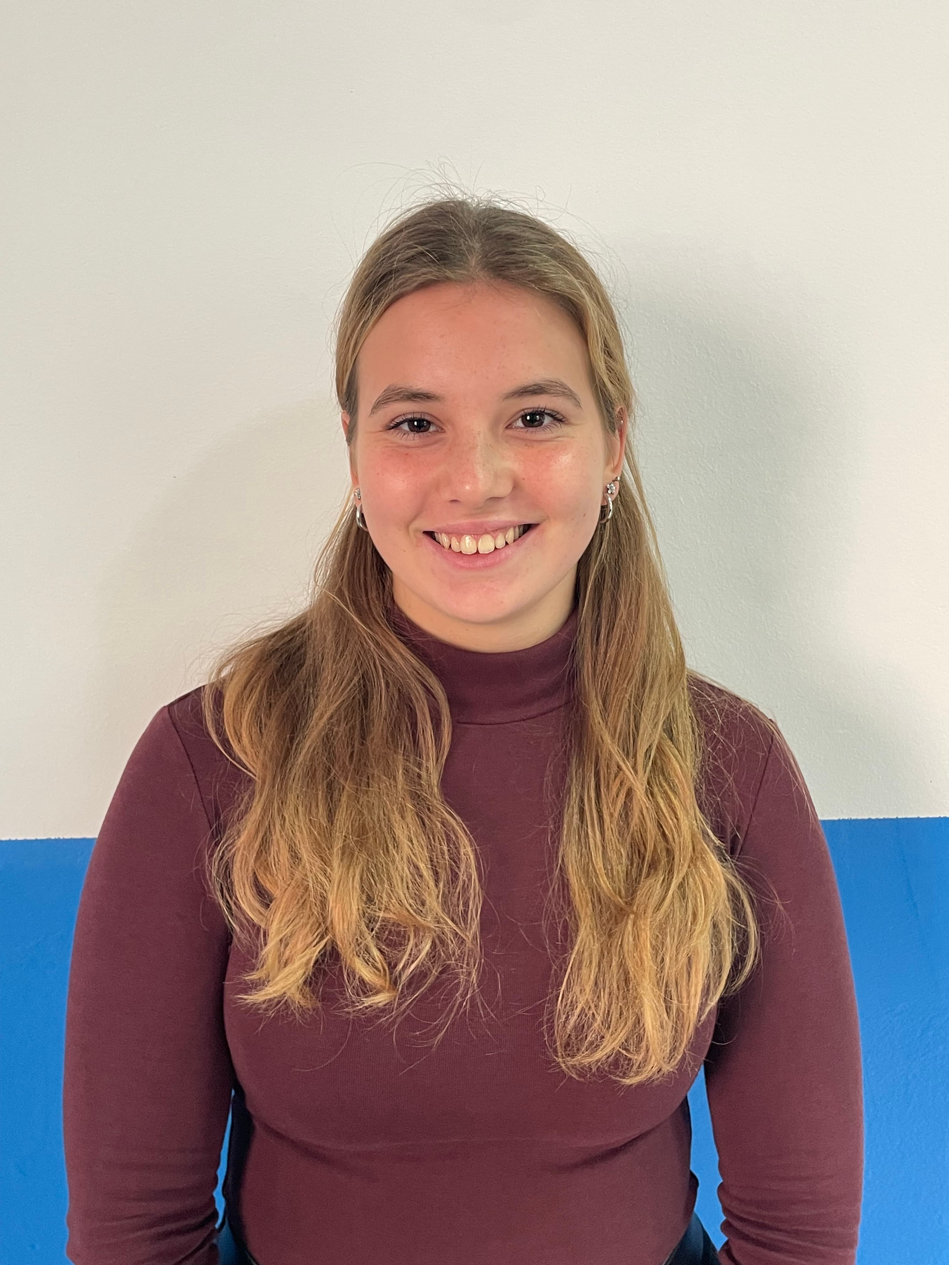 Dora M., tehnik elektrotehnike